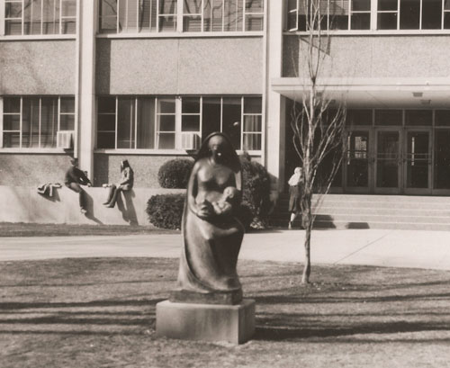 1969 : Black Madonna and Child Dedicated at University of Detroit-Mercy